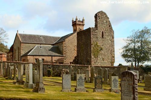 Kilmun Church and St Munn's tower