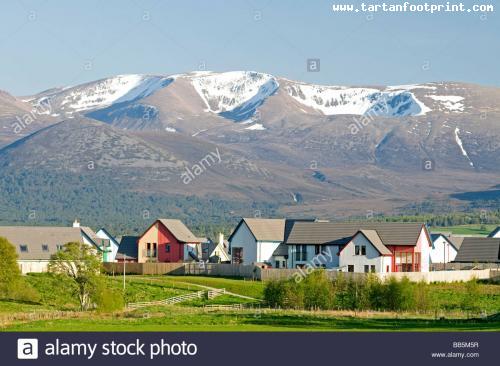 aviemore-village-in-the-foothills-of-the-cairngorm-mountains-inverness-BB5M5R