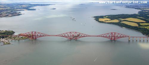 1920px-Scotland-2016-Aerial-Edinburgh-Forth_Bridge