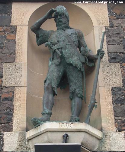 800px-Alexander_Selkirk_Statue