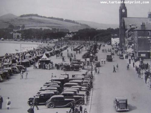 old_largs_gallowgate_street_04